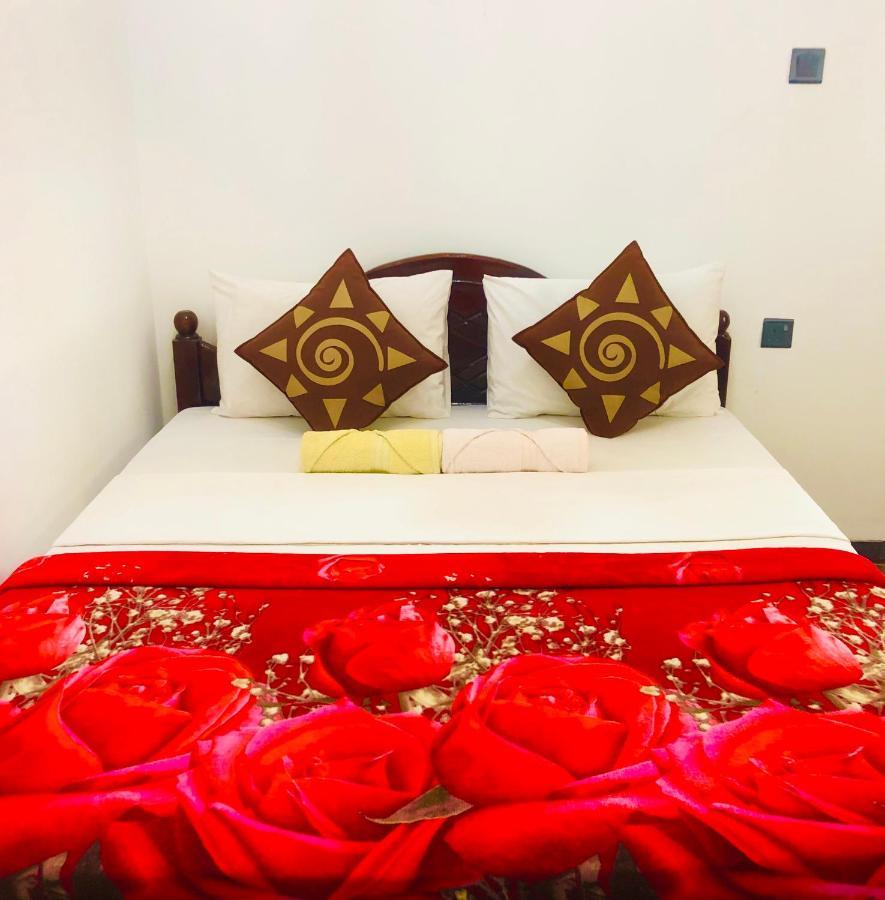 Vinish Inn Nallathanniya Luaran gambar